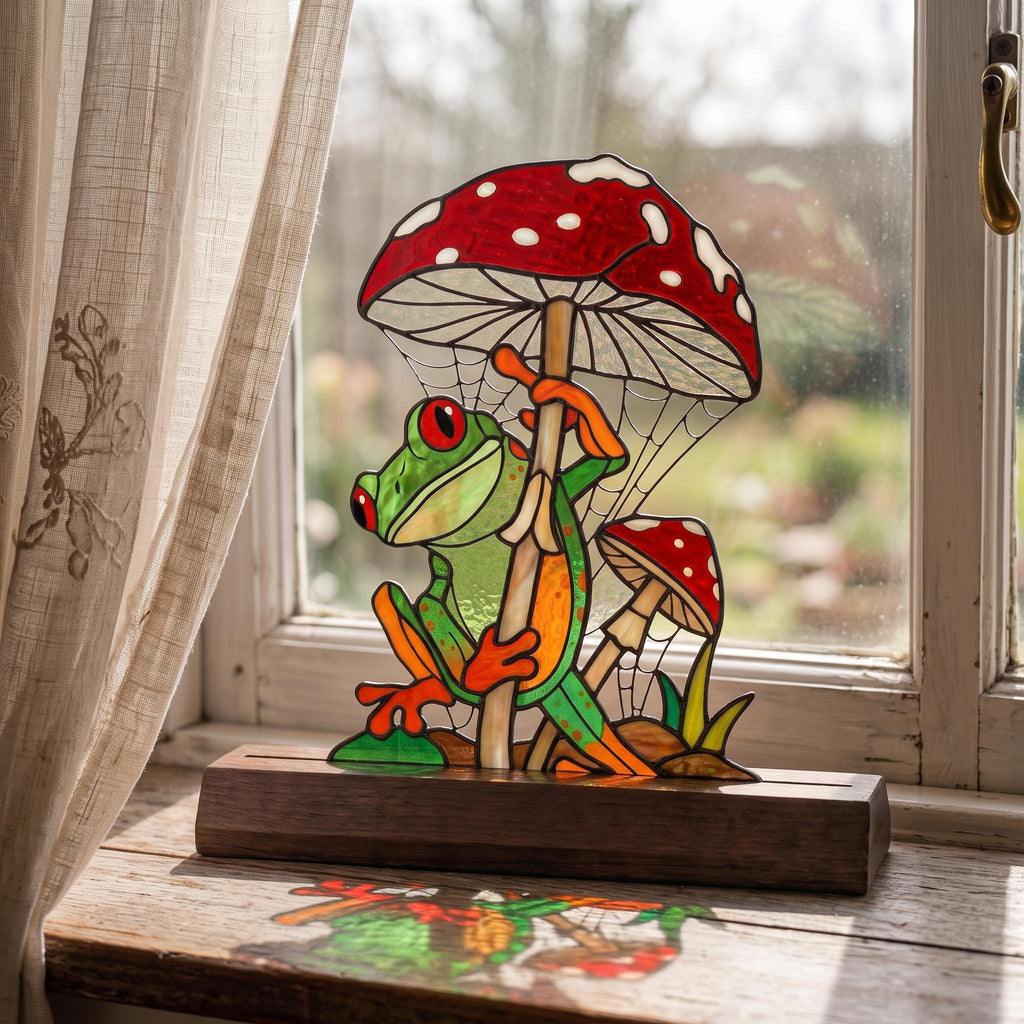 Frog and Mushroom Glass Decor