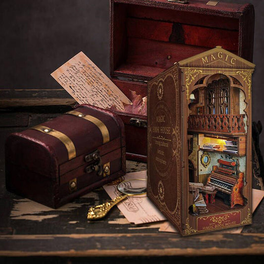 Magic book house DIY bookshelf set